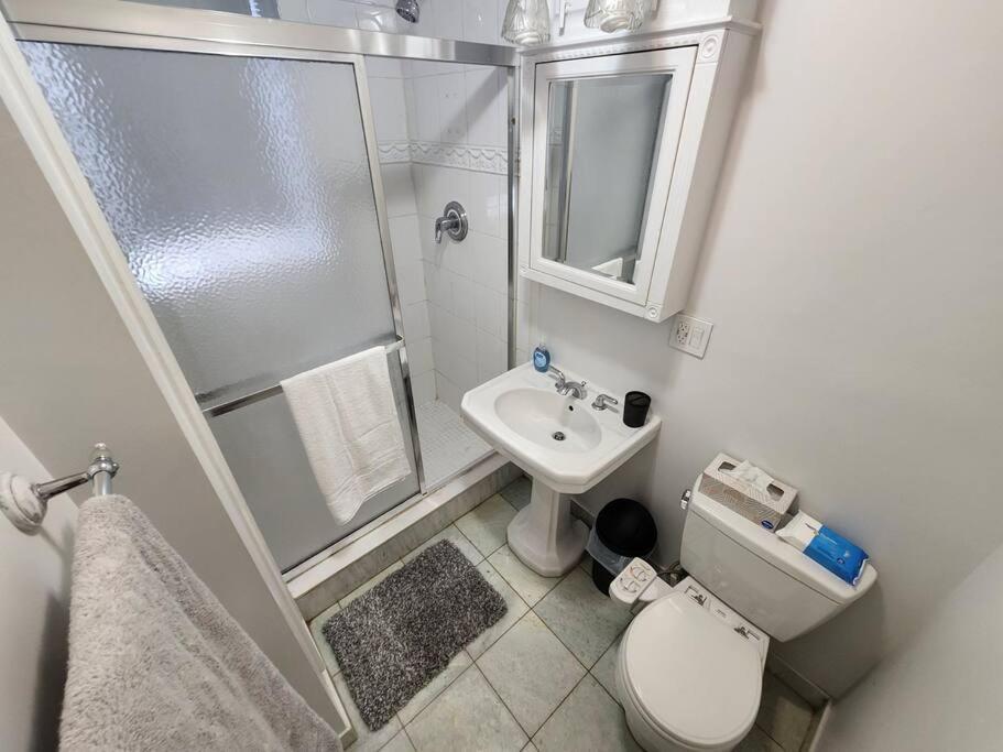 Spacious 3 Bedroom Apartment Mins To Nyc! Union City Exterior foto
